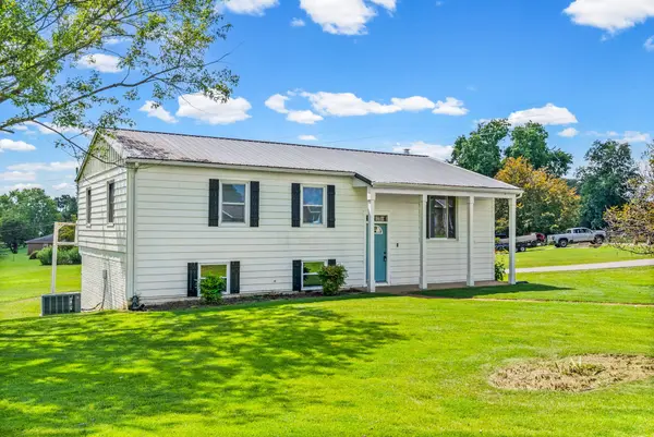 201 W Meadow Dr, Clarksville, TN 37043