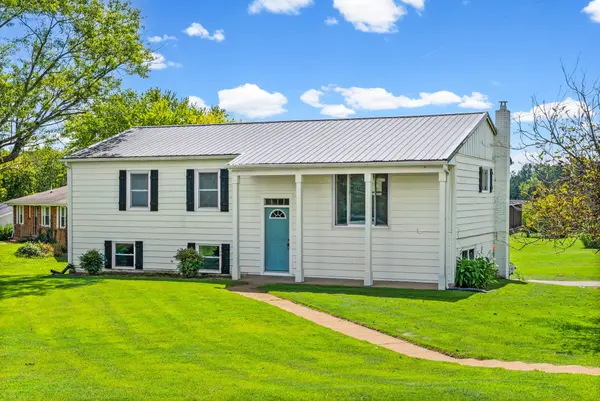 201 W Meadow Dr, Clarksville, TN 37043