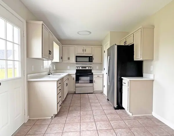 289 Ballygar Court, Clarksville, TN 37043