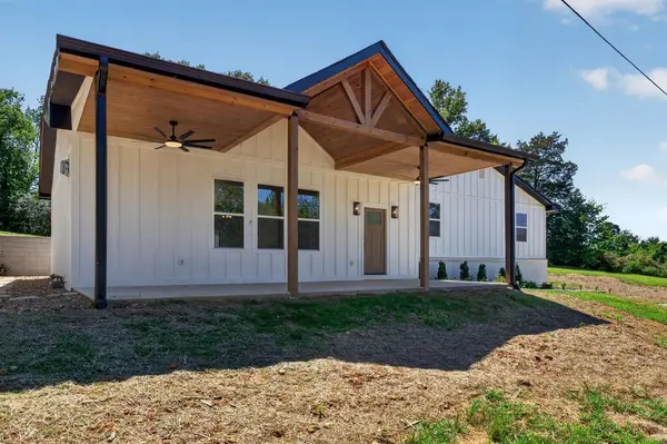 3132 Fowler Montgomery Rd, Cookeville, TN 38506