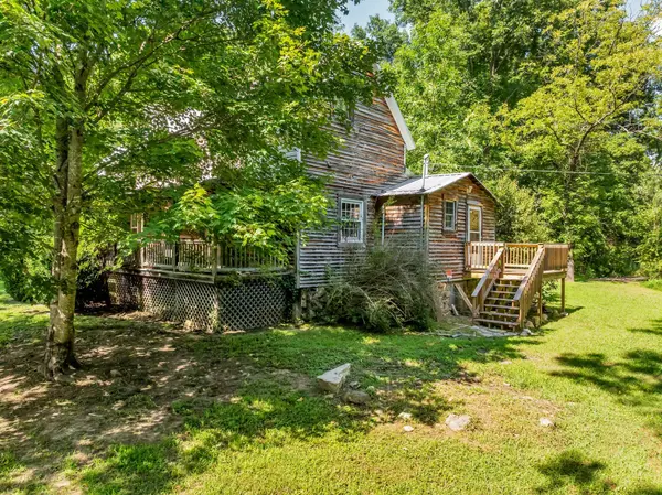 5114 Tennessee Ridge Rd, Waverly, TN 37185