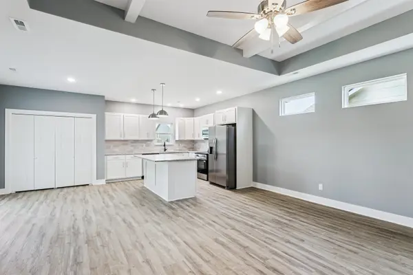 8974 E Forbes Cir., Bel Aire, KS 67226