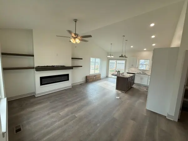 5067 N Toben Ct., Bel Aire, KS 67226