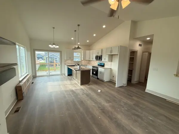 5067 N Toben Ct., Bel Aire, KS 67226