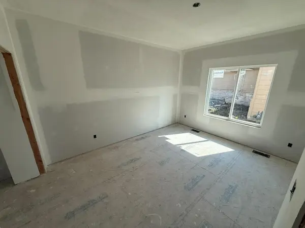 8955 E Joshua St, Bel Aire, KS 67226
