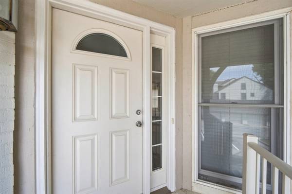2614 N Executive Way, Wichita, KS 67226