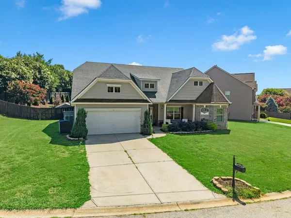 290 Noble Creek RD, Woodruff, SC 29388