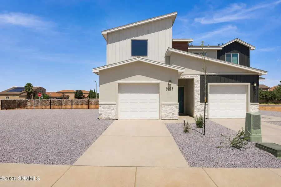 5611 Tierra Hermosa AVE, Las Cruces, NM 88012