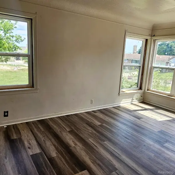 629 Spencer ST, Flint, MI 48505