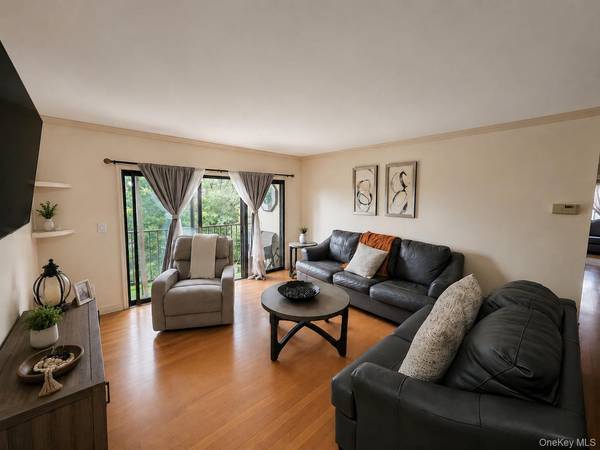 23 Nottingham CIR #23, Peekskill, NY 10566