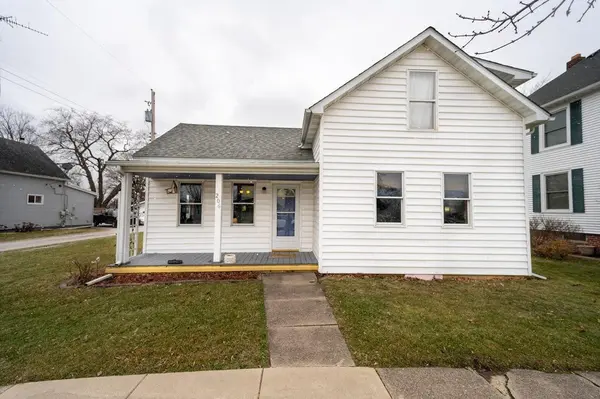 206 S Main ST, Wanatah, IN 46390