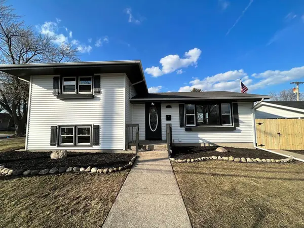 8045 Harrison AVE, Munster, IN 46321