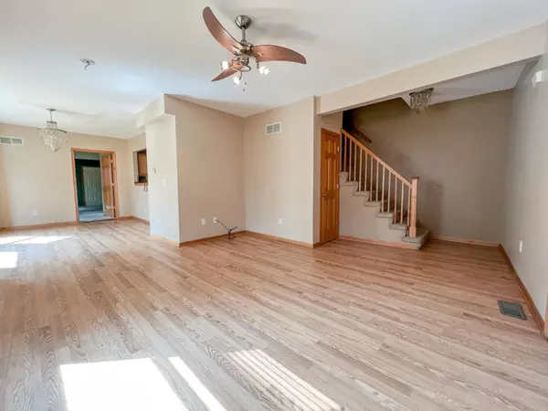 216 S 11th ST, Chesterton, IN 46304