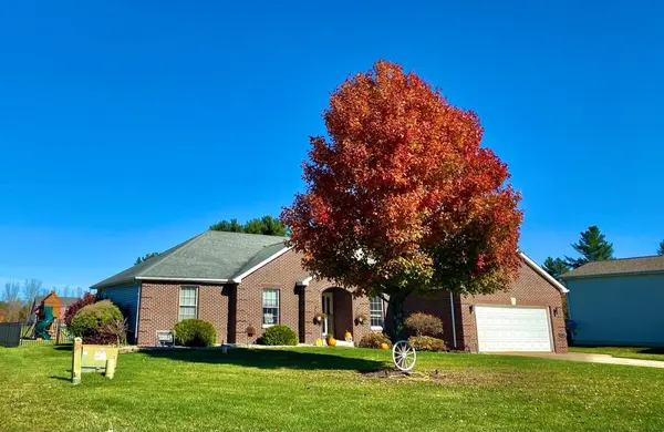 139 Goldfinch DR, Kouts, IN 46347