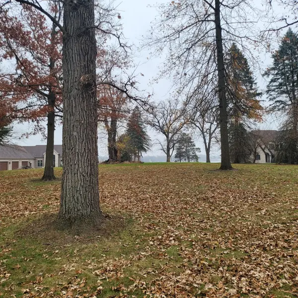 8517 W 141st AVE, Cedar Lake, IN 46303