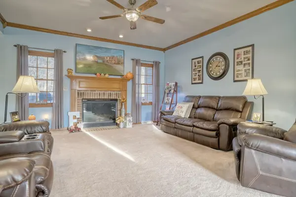 8876 N Lilac Street, Demotte, IN 46310