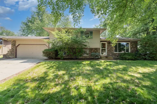 2855 Vivian ST, Portage, IN 46368