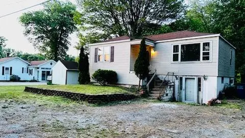 106 Top Flight RD, Michigan City, IN 46360