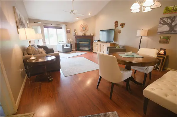 904 Cornwallis Lane, Munster, IN 46321
