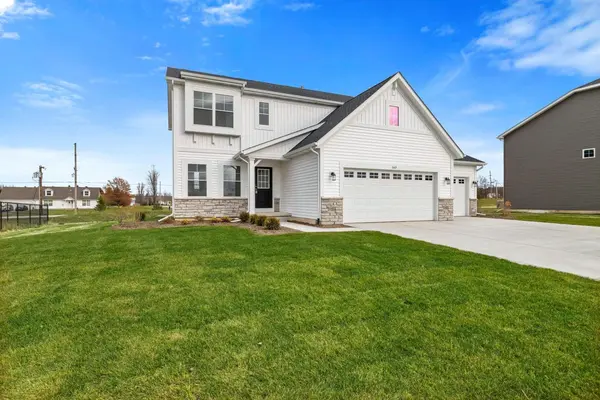 549 Stellata LN, Valparaiso, IN 46385