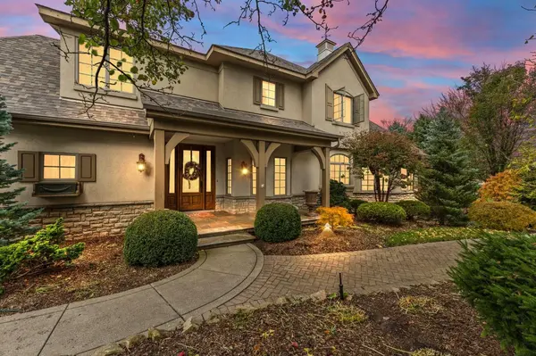 1437 Calais CT, Chesterton, IN 46304
