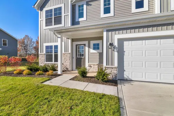 2394 Dunewood ST, Portage, IN 46368