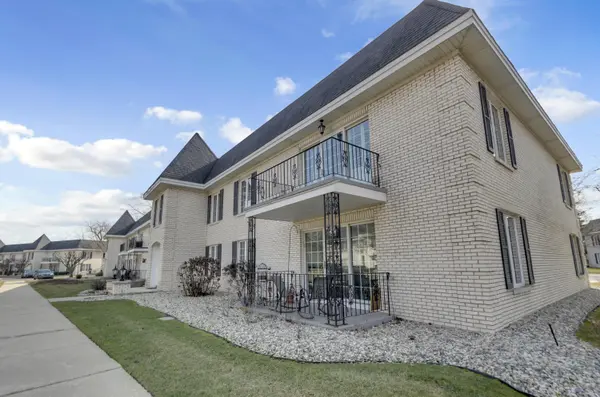 2256 Bordeaux #C1, Highland, IN 46322