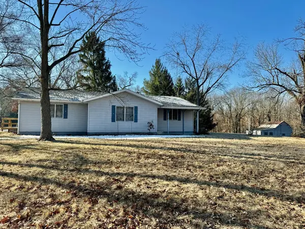 9972 N 250, Wheatfield, IN 46392