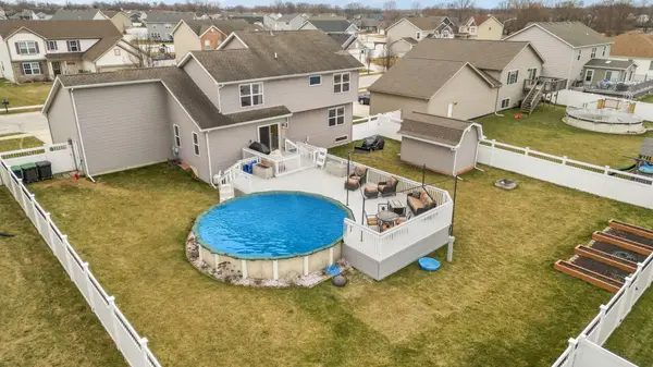 6442 Hidden Waters DR, Portage, IN 46368