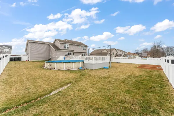 6442 Hidden Waters DR, Portage, IN 46368