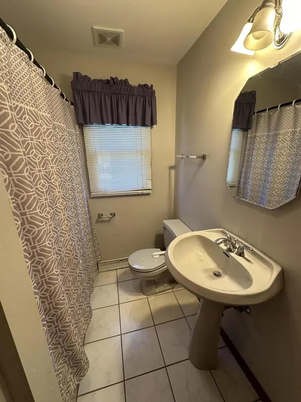 231 Carnation ST, Demotte, IN 46310