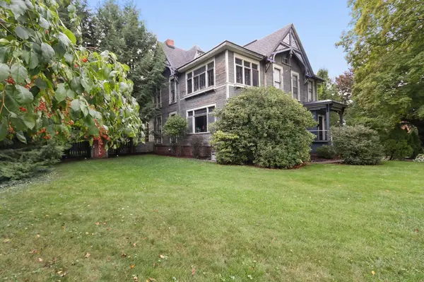 1226 Michigan AVE, La Porte, IN 46350