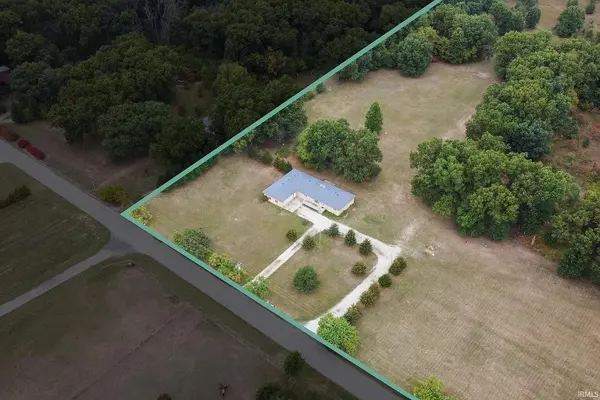 7880 E 25, Knox, IN 46534