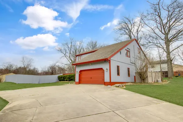 1312 N Cortland LN, La Porte, IN 46350