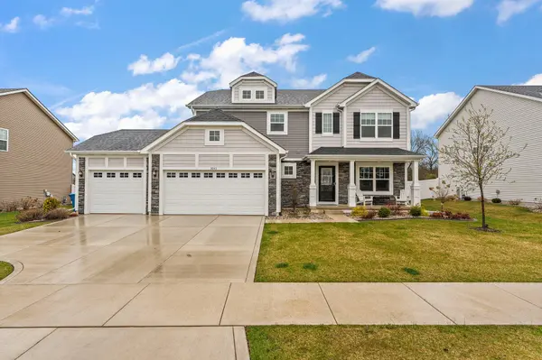 3043 Amberleigh LN, Schererville, IN 46375