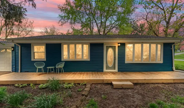 196 NW Hills DR, Valparaiso, IN 46385