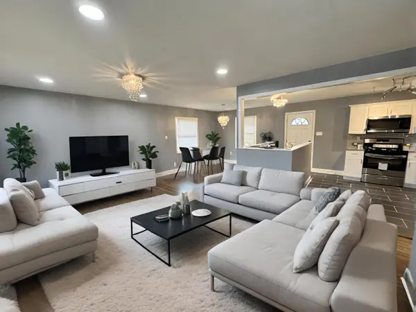1022 E 41st AVE, Gary, IN 46409