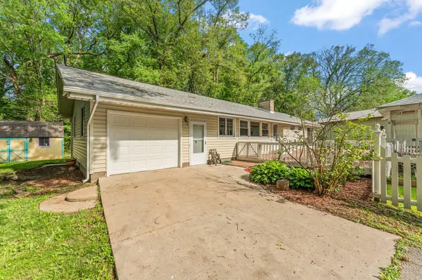 1051 Planet CT, Porter, IN 46304
