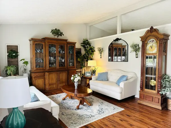 7218 Kestrel Street, Hobart, IN 46342