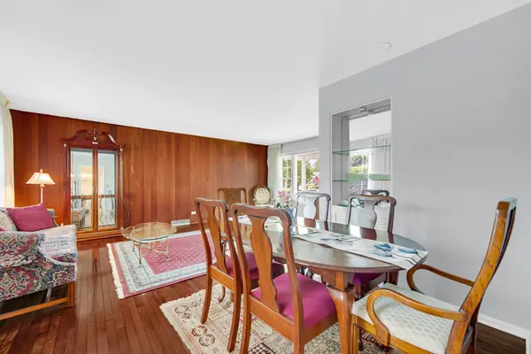 8015 Linden Avenue, Munster, IN 46321