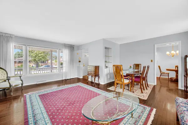 8015 Linden AVE, Munster, IN 46321