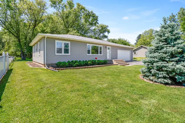 1432 N Veden RD, Chesterton, IN 46304