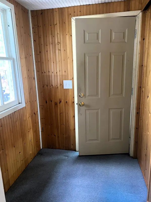 6952 E 150, Kewanna, IN 46939
