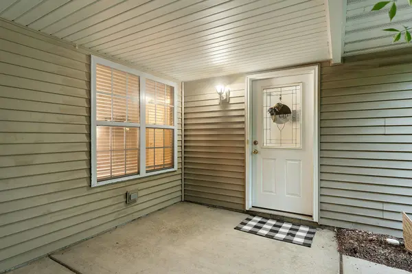 944 N Colfax ST, Griffith, IN 46319