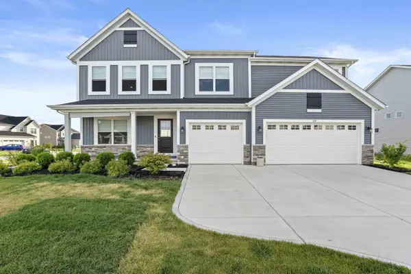 534 Marilyn WAY, Valparaiso, IN 46385