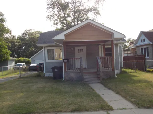 2590 Montgomery ST, Lake Station, IN 46405