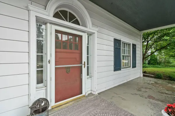 2107 Monroe ST, La Porte, IN 46350