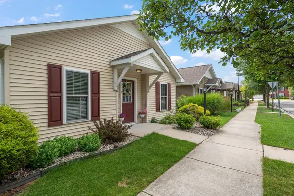 3716 Crosby DR, Valparaiso, IN 46383