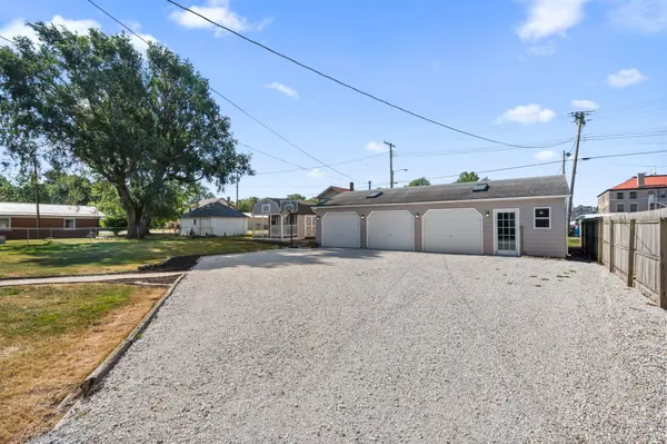 307 E Carroll Street, Kentland, IN 47951