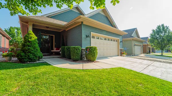 1550 Swansea LN, Valparaiso, IN 46385